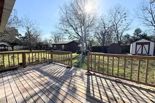 112 Meadow Ln, Groesbeck, TX 76642 - Photo 35