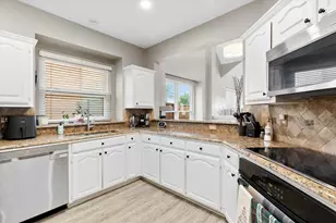 4008 Sherry Ln, Addison, TX 75001 - Photo 9