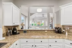 4008 Sherry Ln, Addison, TX 75001 - Photo 11