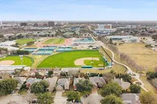 4008 Sherry Ln, Addison, TX 75001 - Photo 31