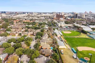 4008 Sherry Ln, Addison, TX 75001 - Photo 33