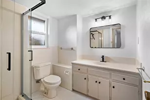 9651 Leaside Dr, Dallas, TX 75238 - Photo 21