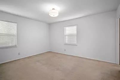 9651 Leaside Drive, Dallas, TX 75238 - Photo 19