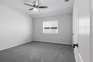 624 Pawprint Holw, Godley, TX 76044 - Photo 35