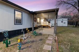 268 Lake Shadow Dr, Gun Barrel City, TX 75156 - Photo 5