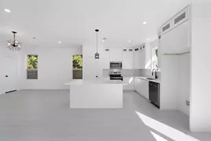 309 W Beckham Street W, Sulphur Springs, TX 75482 - Photo 11