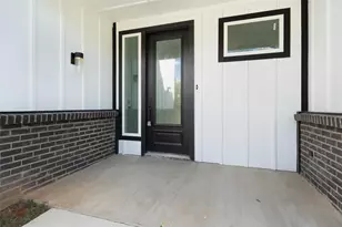 309 W Beckham Street W, Sulphur Springs, TX 75482 - Photo 3