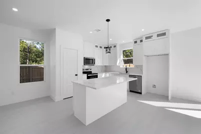 309 W Beckham Street W, Sulphur Springs, TX 75482 - Photo 7