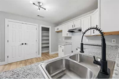 2914 Midway Plaza Boulevard, Dallas, TX 75241 - Photo 17