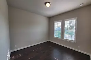 2846 Lotus, Carrollton, TX 75007 - Photo 11