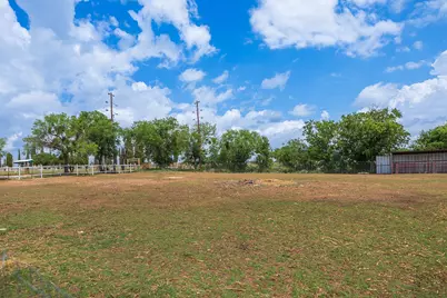 305 S Brown Street, Richland Springs, TX 76871 - Photo 27