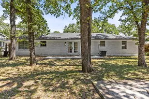 322 S Barbara, Lacy Lakeview, TX 76705 - Photo 11