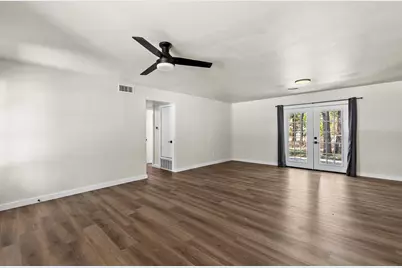 322 S Barbara, Lacy Lakeview, TX 76705 - Photo 17