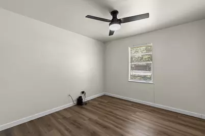 322 S Barbara, Lacy Lakeview, TX 76705 - Photo 27