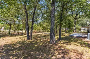 322 S Barbara, Lacy Lakeview, TX 76705 - Photo 9