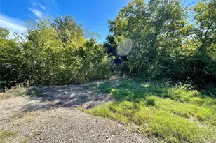 406 State Hwy 24, Commerce, TX 75428 - Photo 1