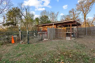 1701 S Lillis Ln, Denison, TX 75020 - Photo 33