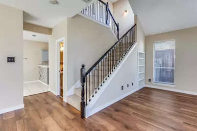 2120 Arbor Creek Drive, Carrollton, TX 75010 - Photo 9