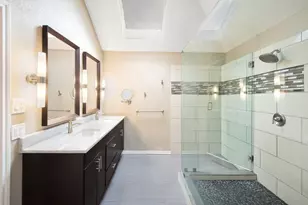 2221 Meadowstone Dr, Carrollton, TX 75006 - Photo 11