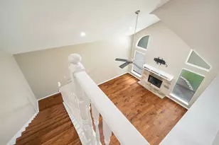 2221 Meadowstone Dr, Carrollton, TX 75006 - Photo 7