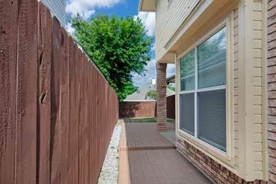 2221 Meadowstone Drive, Carrollton, TX 75006 - Photo 21