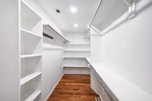 2221 Meadowstone Dr, Carrollton, TX 75006 - Photo 13