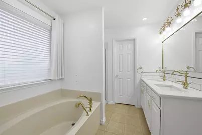 835 Evergreen Lane, Burleson, TX 76028 - Photo 21