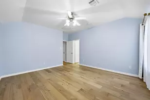 835 Evergreen Ln, Burleson, TX 76028 - Photo 19