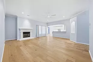 835 Evergreen Ln, Burleson, TX 76028 - Photo 7