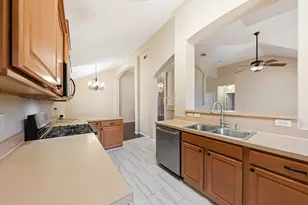 6718 Meadowcrest Dr, Arlington, TX 76002 - Photo 15