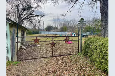 1023 N Spring Street, Grand Saline, TX 75140 - Photo 23