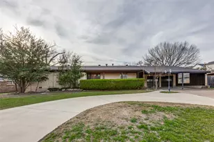 3217 Dreeben Dr, Richland Hills, TX 76118 - Photo 1