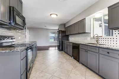 3217 Dreeben Drive, Richland Hills, TX 76118 - Photo 11