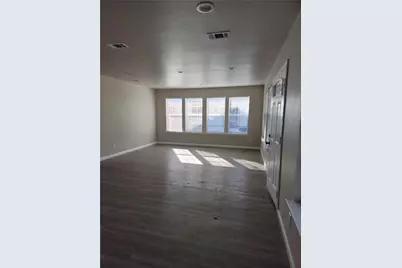 501 Poindexter Avenue, Cleburne, TX 76033 - Photo 5