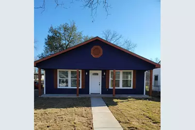 501 Poindexter Avenue, Cleburne, TX 76033 - Photo 1