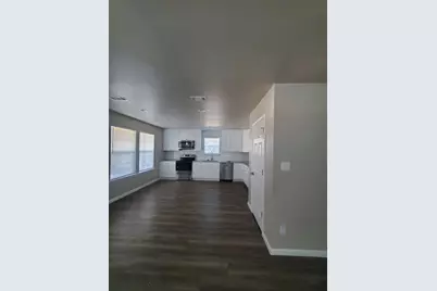 501 Poindexter Avenue, Cleburne, TX 76033 - Photo 13