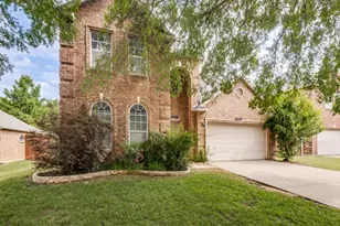 1105 Riverside Dr, Lewisville, TX 75067 - Photo 1