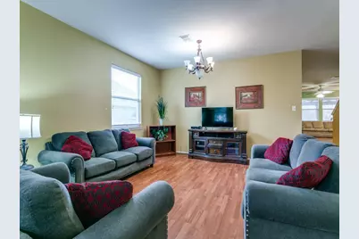 1105 Riverside Drive, Lewisville, TX 75067 - Photo 7