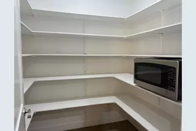 6717 Hillside Court, Abilene, TX 79606 - Photo 9