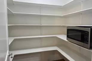 6717 Hillside Ct, Abilene, TX 79606 - Photo 9