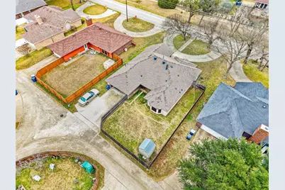 801 S Parks Drive, DeSoto, TX 75115 - Photo 23