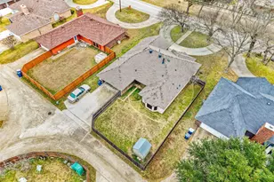 801 S Parks Dr, DeSoto, TX 75115 - Photo 23