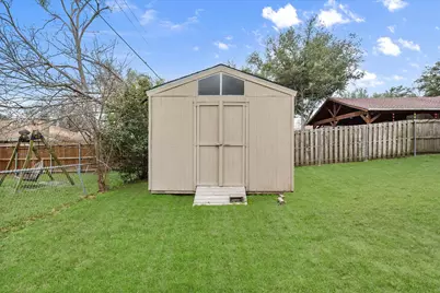 517 Edgewood Avenue, Corsicana, TX 75110 - Photo 31