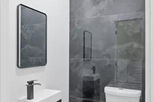 933 E Ramsey Ave, Fort Worth, TX 76104 - Photo 19