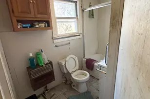 529 Poplar St, Italy, TX 76651 - Photo 9