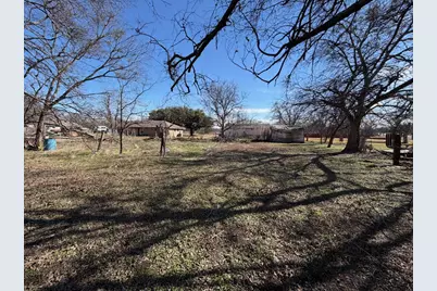 529 Poplar Street, Italy, TX 76651 - Photo 5