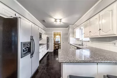 430 Brookfield Drive, Garland, TX 75040 - Photo 9