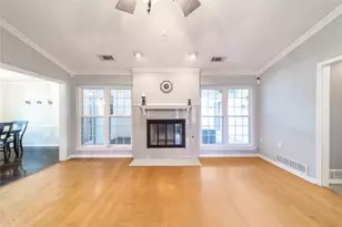 430 Brookfield Dr, Garland, TX 75040 - Photo 5