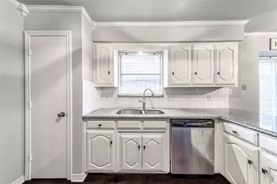 430 Brookfield Drive, Garland, TX 75040 - Photo 11