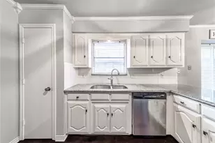 430 Brookfield Dr, Garland, TX 75040 - Photo 11